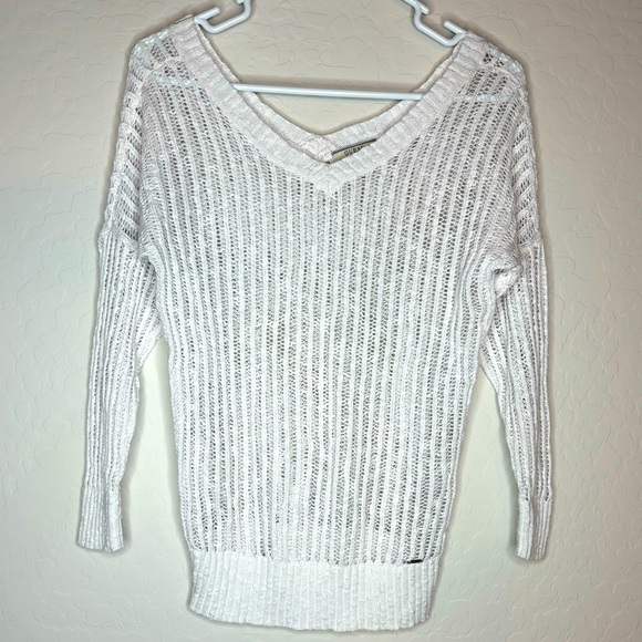 Guess Women Sweater Small White Open Knit 3/4 Sleeve V- Neck - Picture 1 of 4